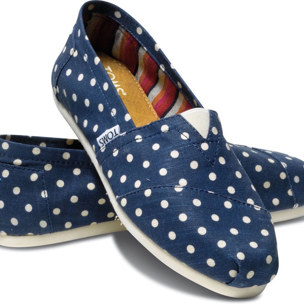 Blue & White Polka Dot Canvas Classics